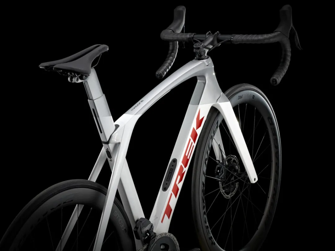 Madone SL 7 AXS