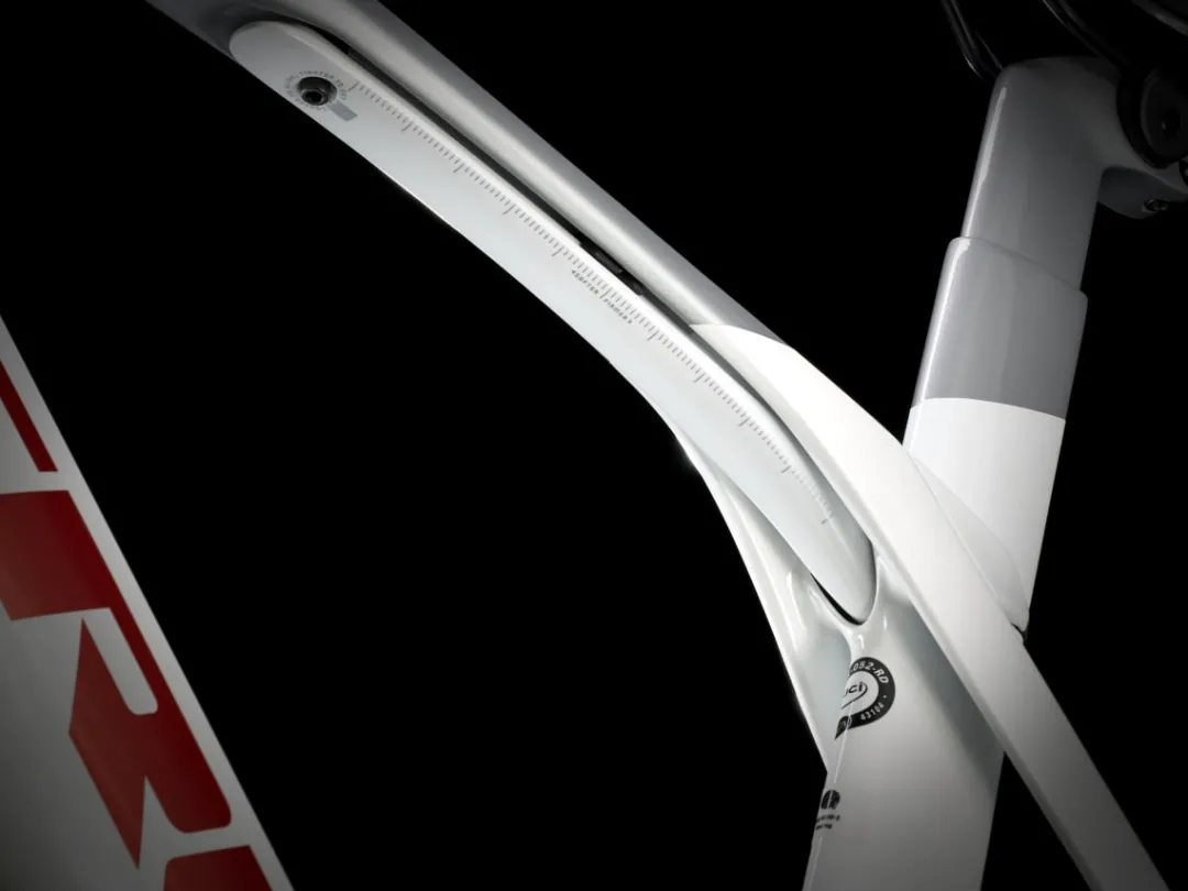 Madone SL 7 AXS