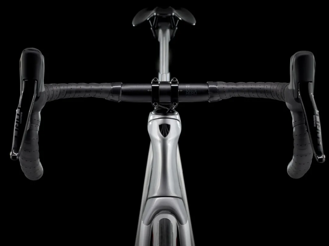 Madone SL 7 AXS