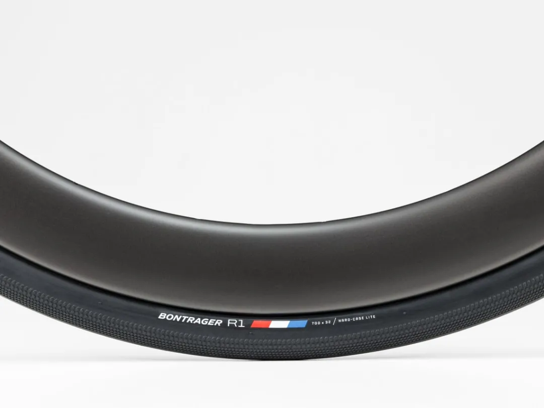 Opona szosowa Bontrager R1 Hard-Case Lite